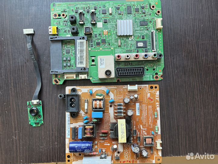 BN41-01795A Samsung ue32eh4000w