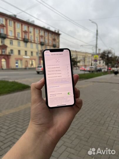 iPhone 11 Pro, 256 ГБ