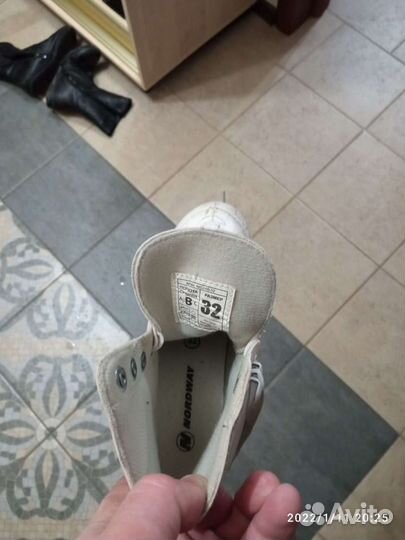 Коньки детские ледовые