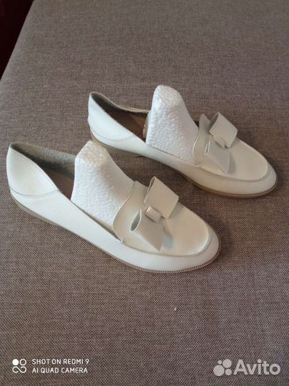 Туфли(лоферы, балетки) новые 39 размер