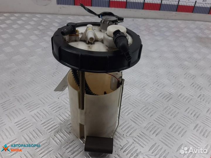 Датчик уровня топлива Toyota Avensis 2 (T250)