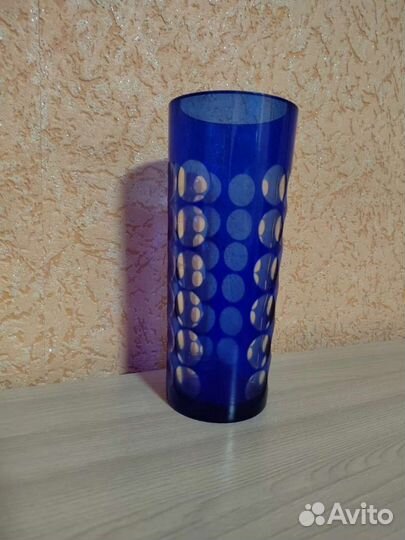 Ваза для цветов из синего стекла СССР