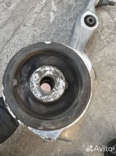 Нижние рычаги Audi Q7 4L