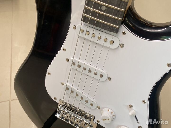 Fabio St-100 Электрогитара