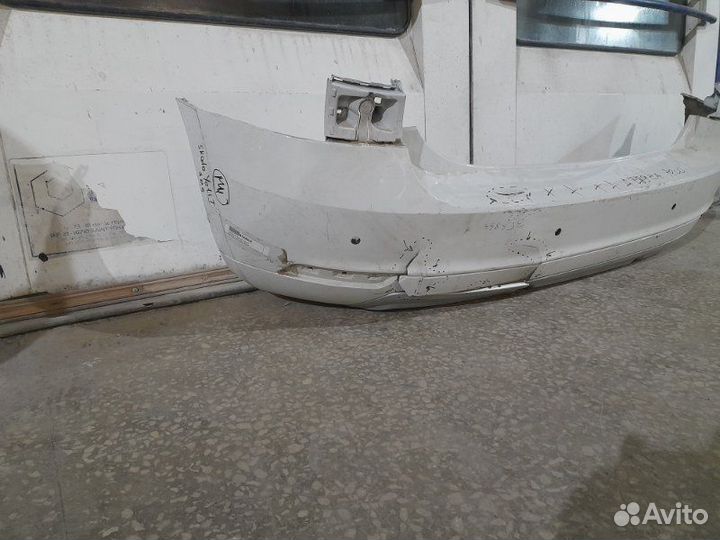 Бампер задний Skoda Yeti 1 Рестайл