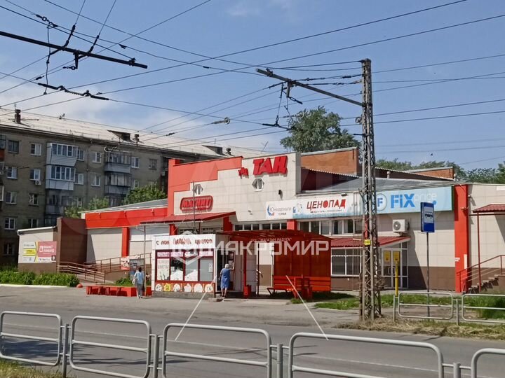 Продам торговое помещение, 1900 м²