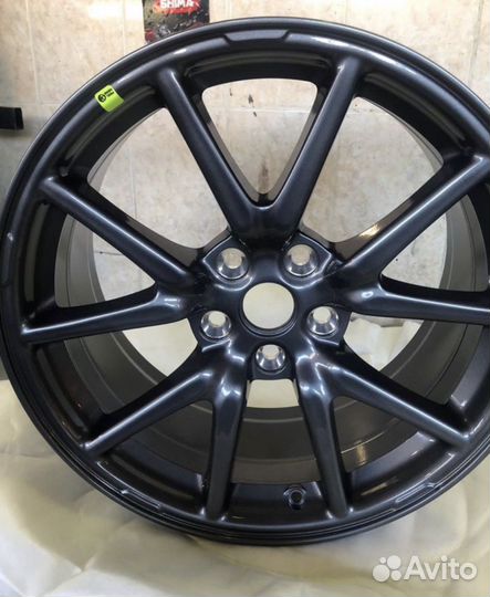 Диск tesla model 3 R 18 Aero новый