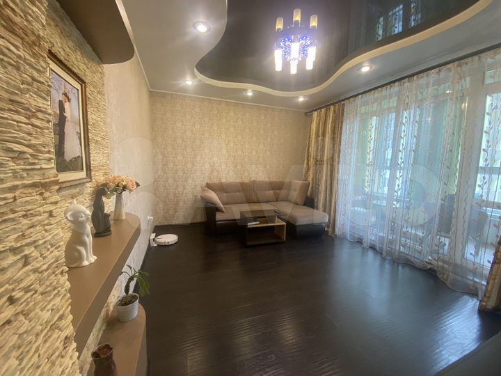 3-к. квартира, 87,5 м², 12/17 эт.