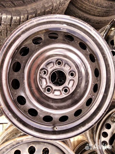 R15 5x114,3 67,1 диски штампованные