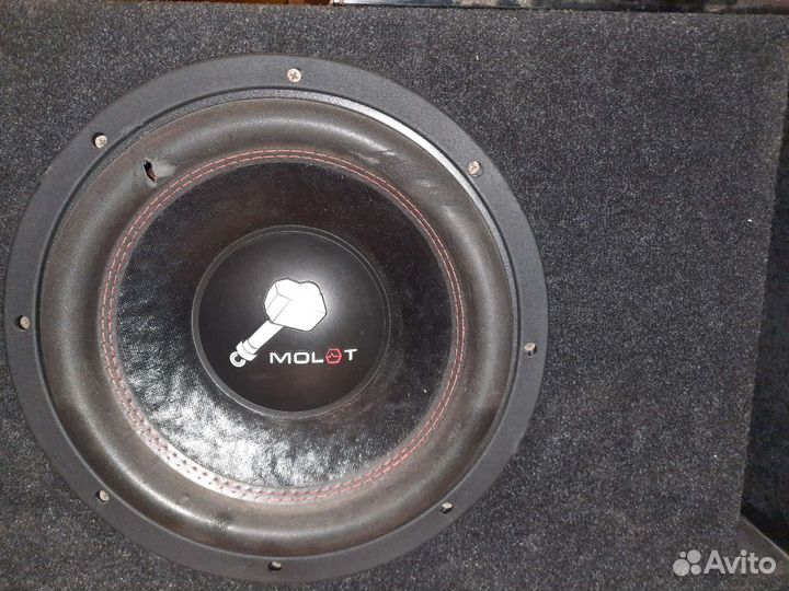 Активный сабвуфер с коробом