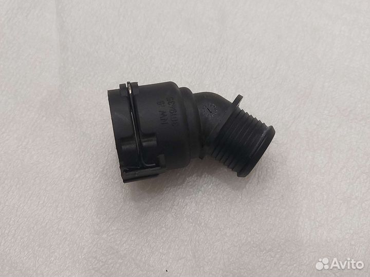 Быстросъём шланга охлаждения двигателя