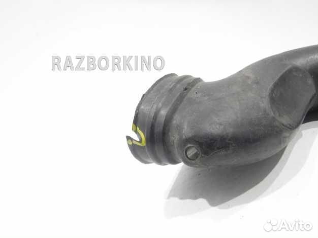 Воздухозаборник двигателя