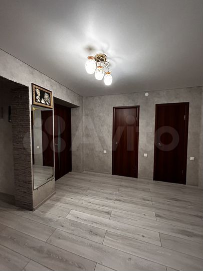 2-к. квартира, 69,5 м², 1/5 эт.