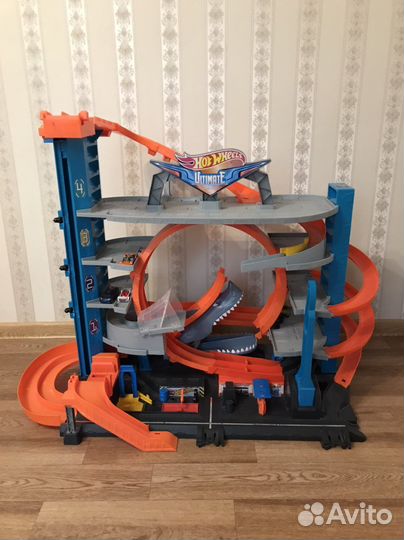 Hot wheels трек акула