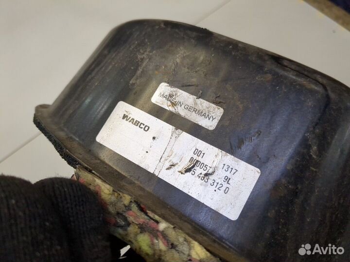 Компрессор воздушный Land Rover Range Rover 3 (LM)