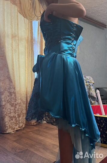 Вечернее платье