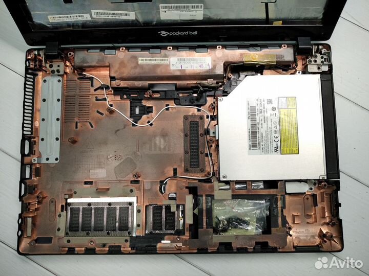 Корпус Packard Bell PEW96