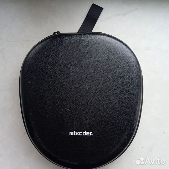 Беспроводные наушники полноразмерные Mixder E10