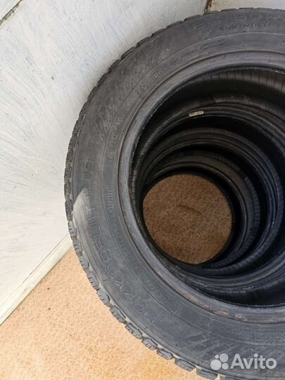 Nokian Tyres Hakkapeliitta 9 185/60 R15