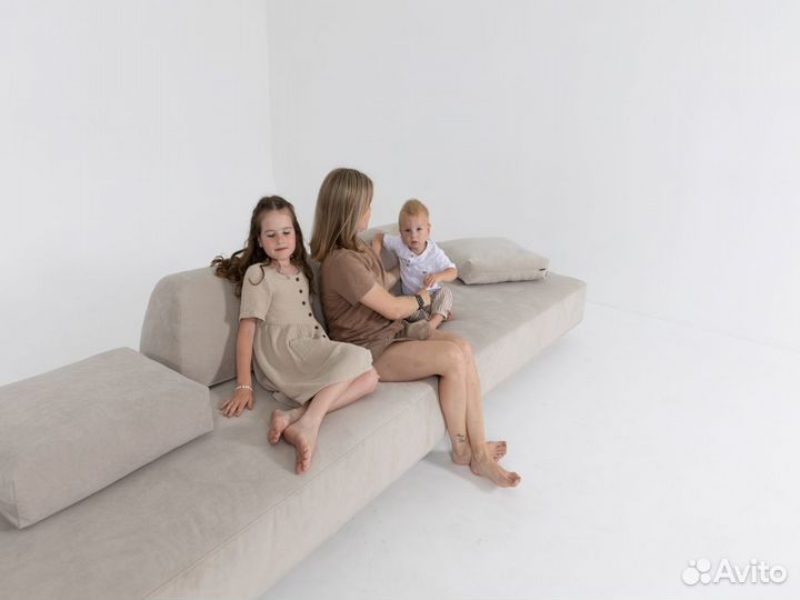 Диван прямои 4400х1700 мм