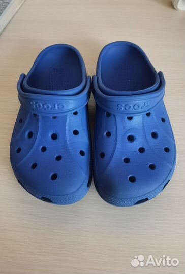 Тапки, сланцы, шлепки детские crocs 33р