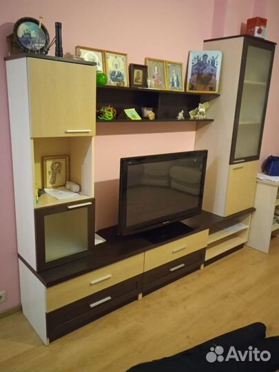 Стенка в гостиную