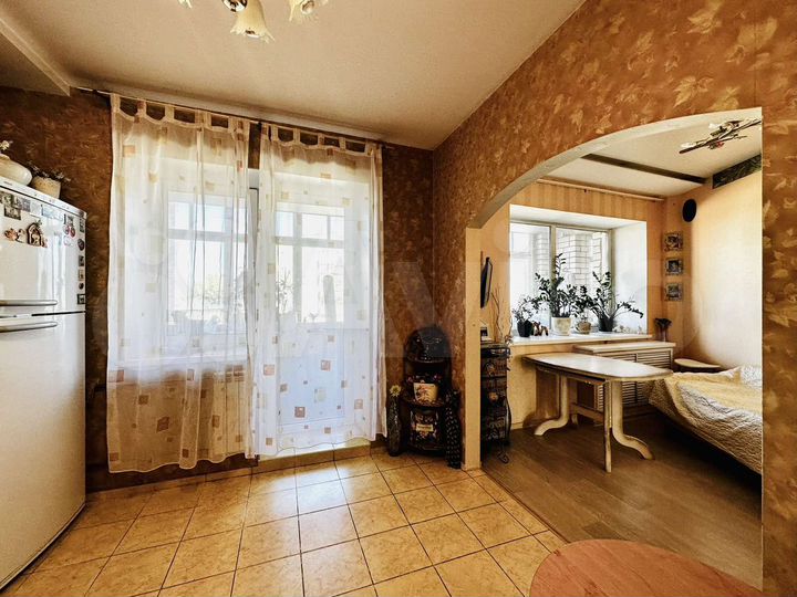 3-к. квартира, 115,2 м², 6/8 эт.