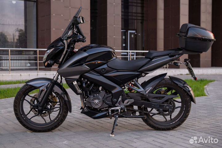 Bajaj Pulsar NS 200