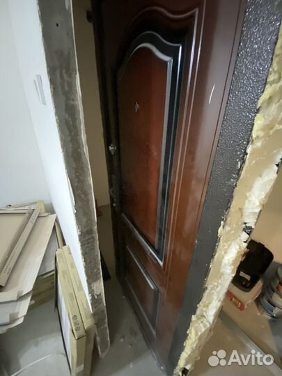 Дверь входная металлическая