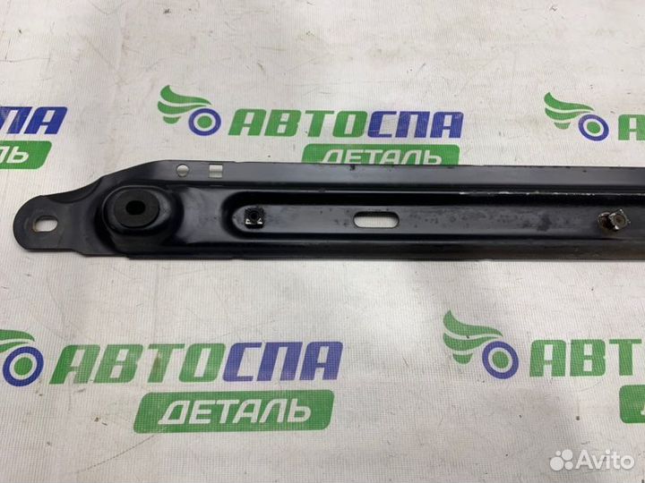 Балка под радиатор передняя Peugeot 308 (T7)