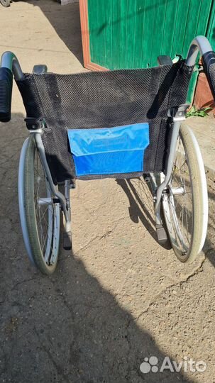 Инвалидная коляска