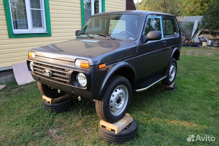 Пороги площадка LADA Niva 4x4