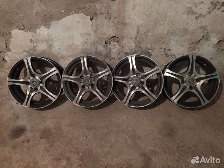 Автомобильные диски r14