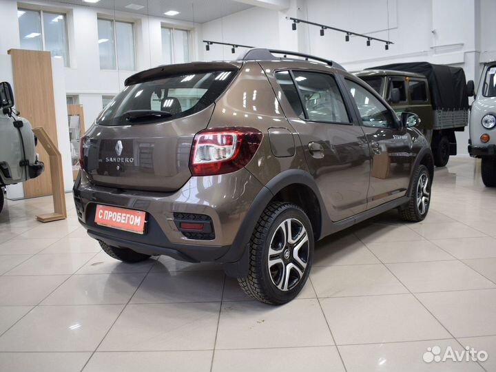 Renault Sandero Stepway 1.6 CVT, 2018, 74 000 км