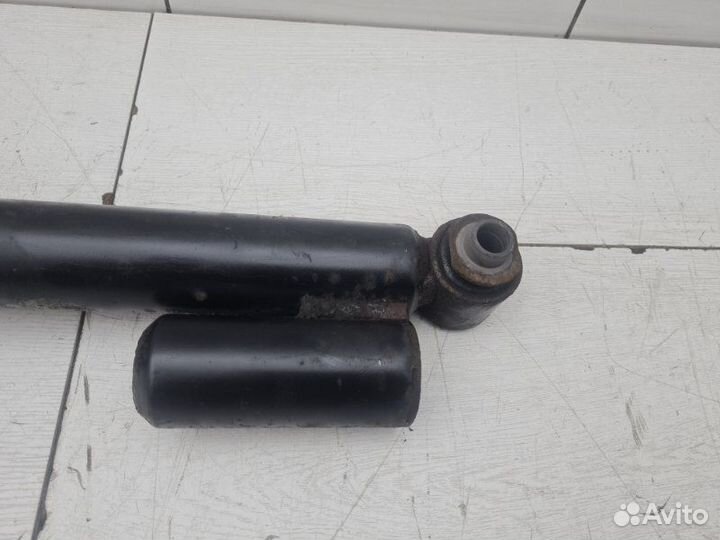 Амортизатор задний правый Land Rover Range Rover