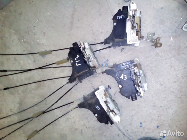 Замок двери Митсубиси Лансер 10,Lancer