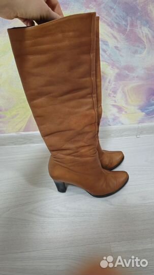 Кожанные осенние сапоги модный коричневый