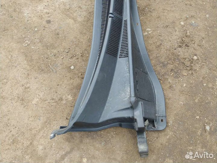 Жабо hyundai grand santa fe 2018 год