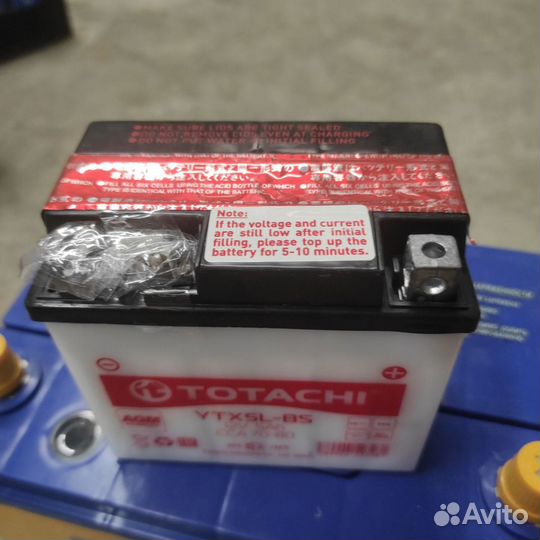 Аккумулятор для мотоцикла Totachi YTX5L-BS AGM