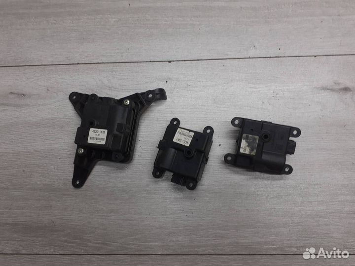 Моторчик заслонки печки SsangYong Actyon