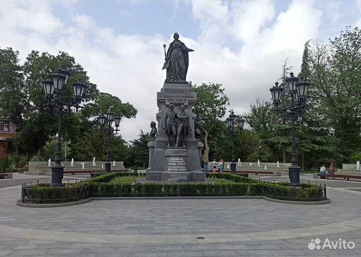 Брусчатка полнопиленая из Санарского гранита серая