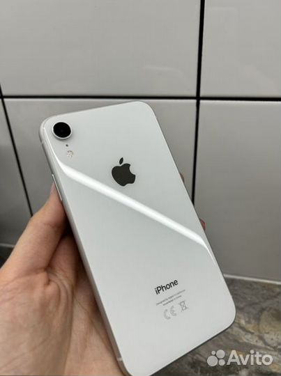 iPhone SE (2020), 128 ГБ