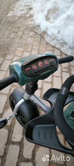 Велосипед коляска Luxury трехколесный с ручкой