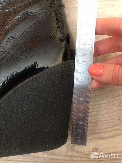 Сапоги лакированные женские