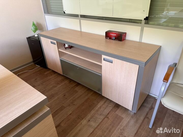 Стол руководителя