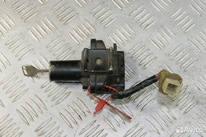 Замок зажигания Kawasaki D-Tracker