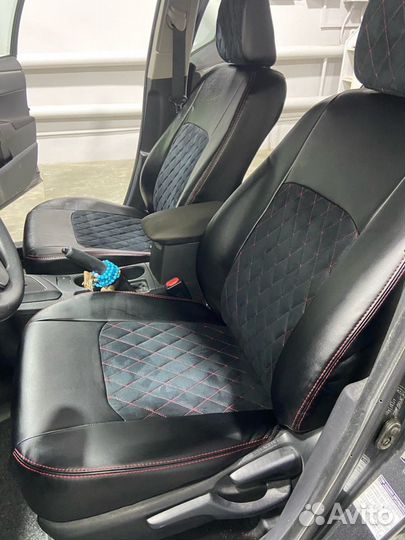 Чехлы Hundai Accent красный ромб комбинированные