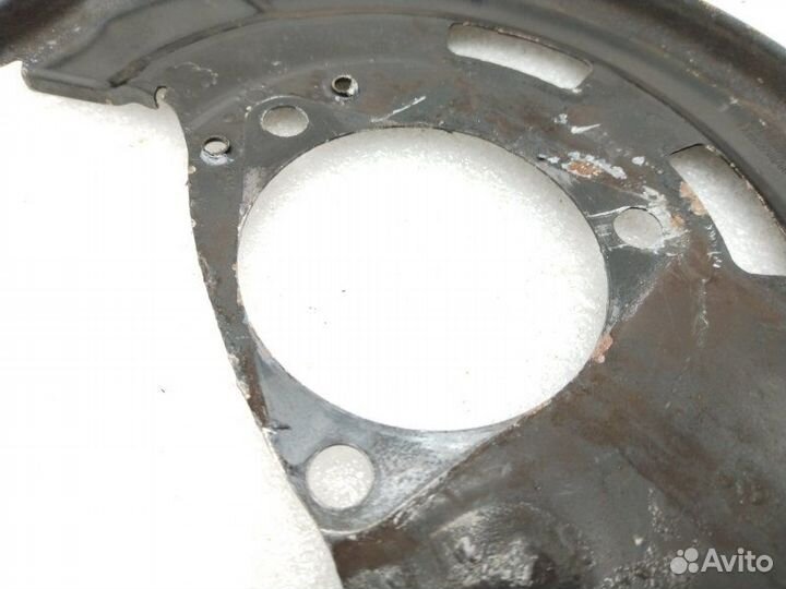 Пыльник тормозного диска передний левый Chevrolet