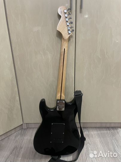 Электро гитара fender stratocaster