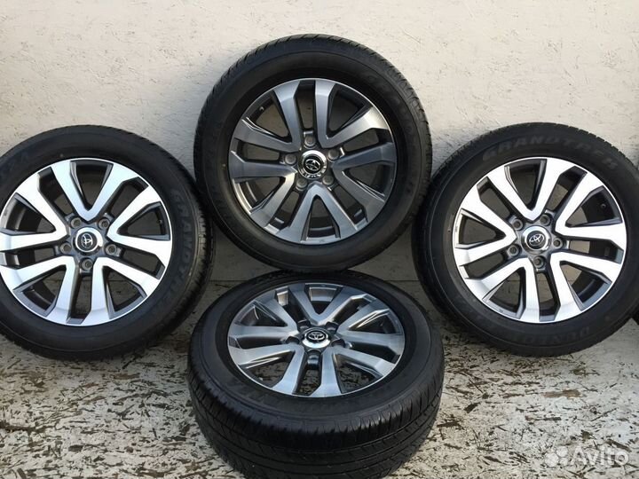 Оригинальные колеса на Toyota Land Cruiser 200 R20